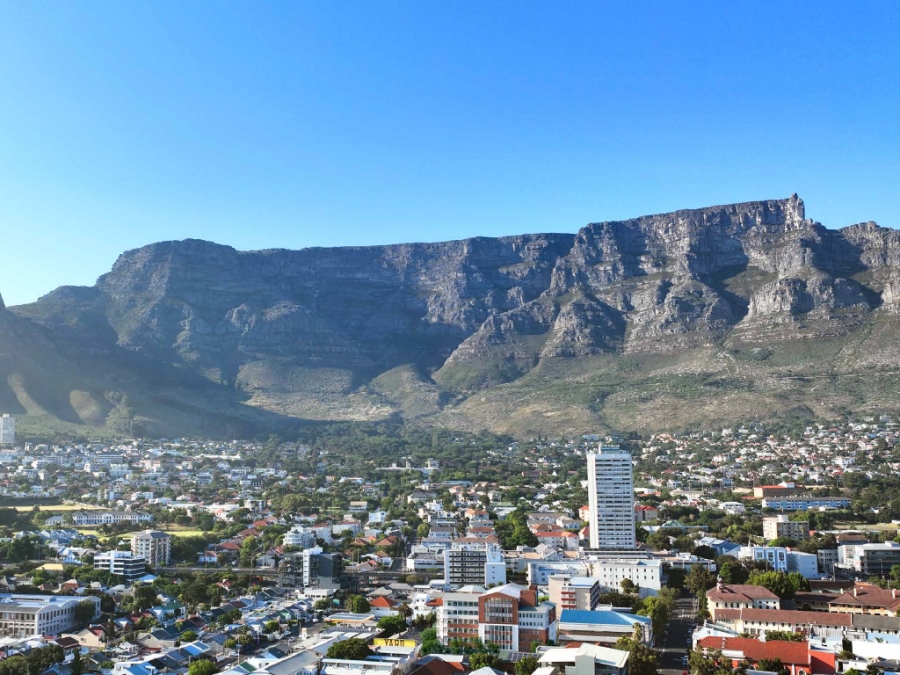 1 Bedroom Property for Sale in Gardens Western Cape